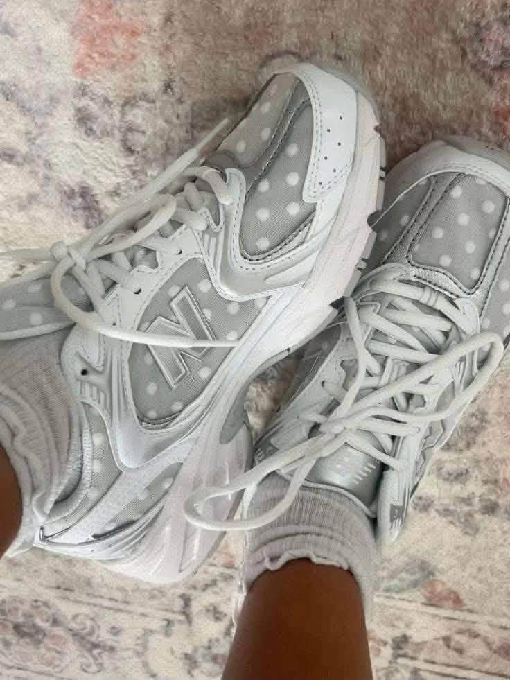Polka dot love sneakers 👟 👟 🤍